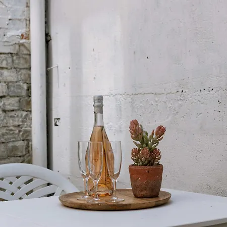 Casiola - Spacious With Terrace, Pets Are Welcome *