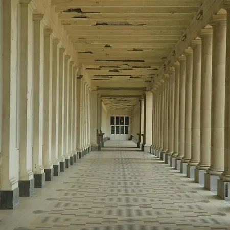 Huswell - Spacious With Terrace, Pets Are Welcome *