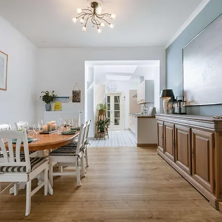Apartman Huswell - Spacious With Terrace, Pets Are Welcome Ostende
