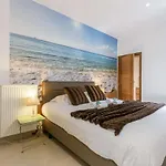 Casiola - Spacious With Terrace, Pets Are Welcome *