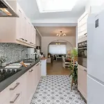 Casiola - Spacious With Terrace, Pets Are Welcome
