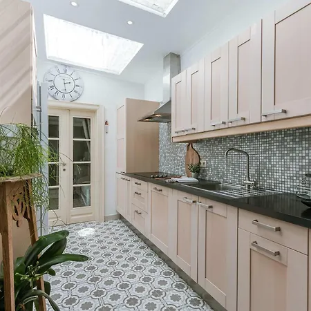 Daire Huswell - Spacious With Terrace, Pets Are Welcome Oostende