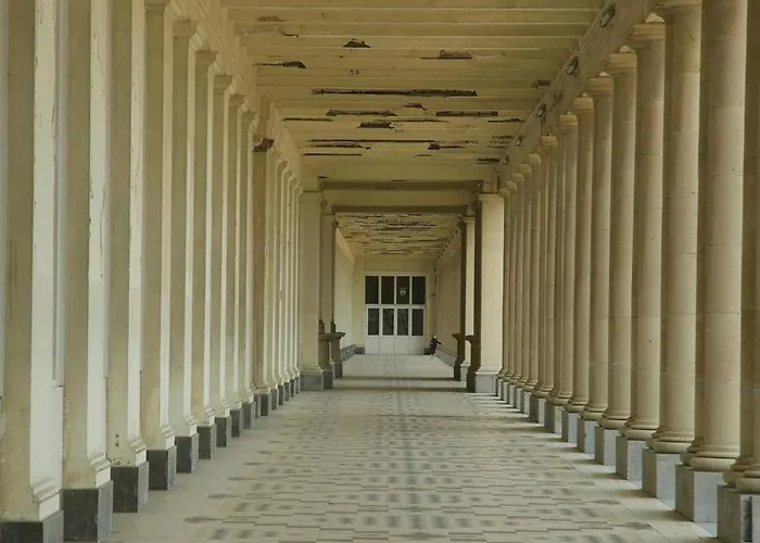 Casiola - Spacious With Terrace, Pets Are Welcome *